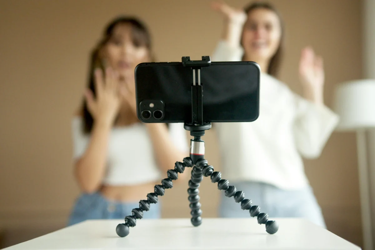 pexels-artempodrez-6003277